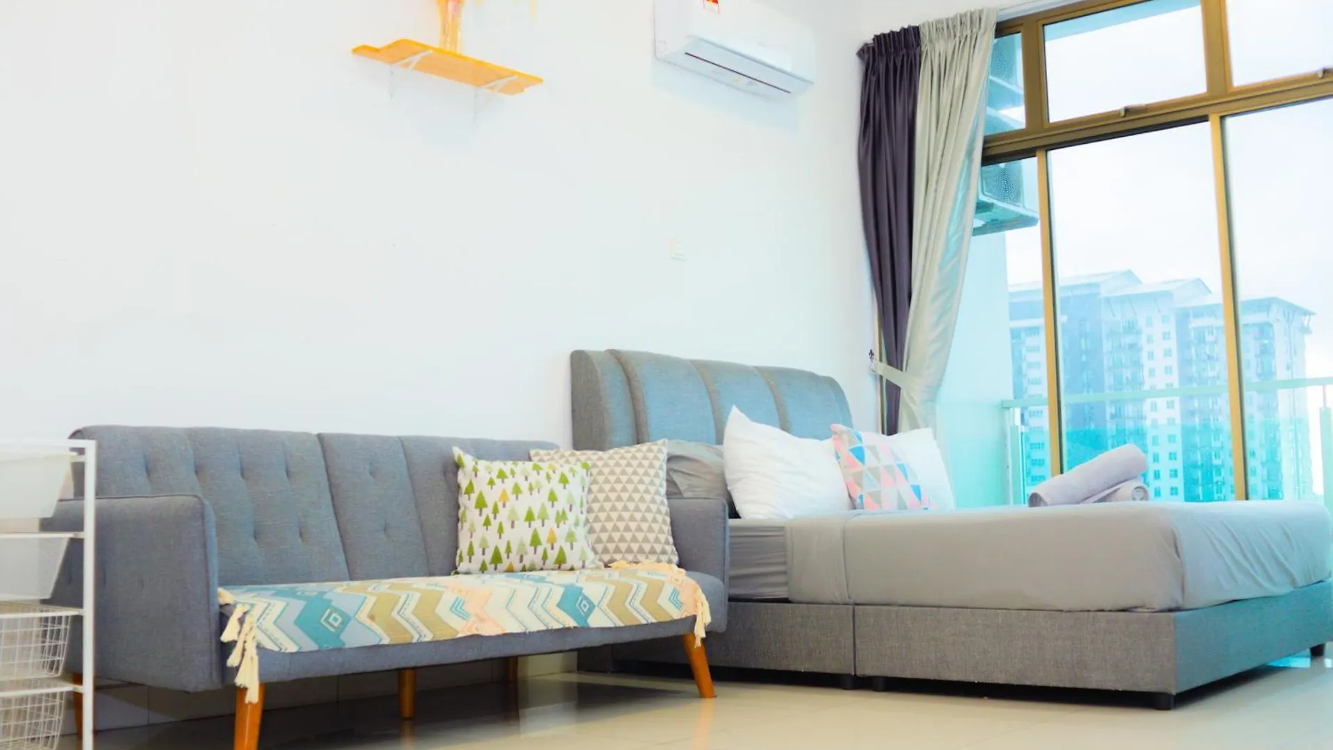 ג'והור בהרו -Lake View- Mount Austin Ikea Toppen 10 Mins - B107 דירה